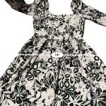 Cara Cara Hart Floral Print Black & White Half Sleeve A Photo 11