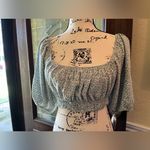 Urban Outfitters “Phoebe” Puff Sleeve Floral Print Crop Top Size M Medium EUC Photo 1