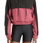 Alo Yoga International Anorak 2 Photo 0