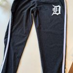 Detroit Tigers Leggings Gray Size XL Photo 1