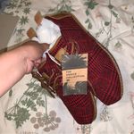 Toms Toma Venice collection red plaid felt shoes NWT Photo 8