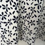 Le lis  Black and White Floral Pencil Skirt Photo 3