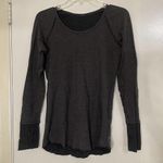 LULULEMON gray stripe long sleeve thermal shirt size 4 Gray Photo 0