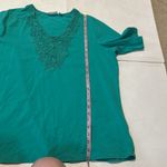 Susan Graver  Teal Lace Round V Neck Short Sleeve 1X Photo 3