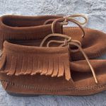 Minnetonka Classic Brown Suede Fringe Ankle Bootie Women US6.5 Western Moccasins Photo 0
