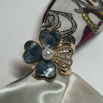Floral Scarf Ring Photo 0