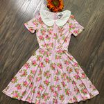 Unique Vintage NWT  Pink/White Pansies Pin Dot Margot Fit & Flare Dress SMALL Photo 1