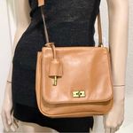Fossil Memoir Novella Purse Turn Lock Closure Genuine Leather Tan Crossbody Bag Photo 0