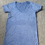 Lululemon  Run: Swiftly Tech V Neck in Heathered Lullaby Photo 1