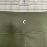 Zyia  Olive Logo Stripe Light n Tight Hi-Rise 20” size 12 Photo 9