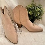 Maurice's Cow Girl Boots Photo 6