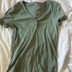 Gap  Top Button-Up Photo 0