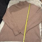 Everlane  Women’s Chocolate Knit Sweater small 68% wool 10% yak hair Photo 3