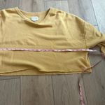 American Eagle women’s Yellow Cropped Crew Neck Sweatshirt Sz Sm. Photo 4