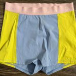 Outdoor Voices  1.5 Zoom biker shorts size Medium Photo 0