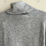 H&M  Basics Grey Turtleneck Sweater, Classic Cozy Knit, Size Small Photo 15