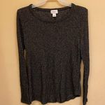 Old Navy  knit long sleeve shirt Photo 0