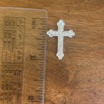 10k White Gold Diamond Cross Pendant Photo 7