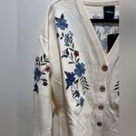 Disney Winnie the Pooh and Friends Floral Women's Cardigan Photo 3