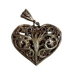 Antique Sterling Silver MOM Puffy Filigree Heart Women’s Designer Pendent Silver Photo 5