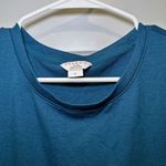 Danskin Teal Blue Scoop Neck Short Sleeve Knit Tee size S Photo 2
