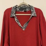 Maggie Barnes Womens Plus Size 4X 30 32W Red Printed V-Neck Sweater Shirt Blouse Photo 1