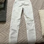 Alo Yoga Alo White Leggings Photo 0