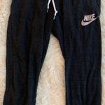 Nike Cropped Sweats Photo 0