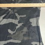 Under Armour Camo Women Long Sleeve Pullover Zip Up Size Large Photo 6