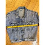 Vintage‎ Women's Bill Blass medium jean jacket with NY cityscape on back Blue Photo 1