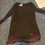 In Bloom jonquil Black Sheer short robe with Red Floral Detail no belt Medium Photo 0