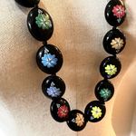 Hawaiian Kukui Nut Lei With Hand Photo 5