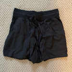 Lululemon  Spring Break Away Mid-Rise Short 3” Photo 0
