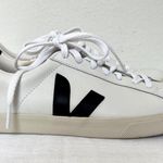 VEJA Esplar Sneakers in Black & White Photo 2