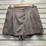 Naked Zebra  High Waisted Pleated Tencel Shorts Taupe Brown Relaxed Fit Sz M Photo 3