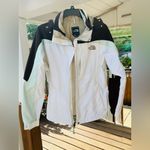 The North Face  jacket 🖤💚🤍 Photo 2