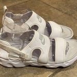 Nike  Owaysis White Sandal Shoes Womens Size 9 CK9283-100 Lightweight Comfort Photo 5