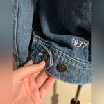 Disney NWOT Cakeworthy  Princess Group Portrait Embroidered Jean Jacket size m Photo 10