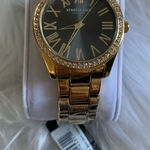 Kenneth Cole  women’s gold watch with little diamonds new battery Photo 0