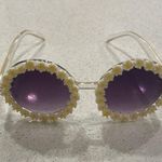 Daisy Sunglasses White Photo 0