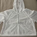 Lululemon NWOT Scuba Cropped Anorak Size 10 White Photo 4