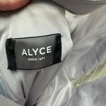 Gray/Purple Plunge Neck Sleeveless Prom Gown Gray Size 6 Photo 3