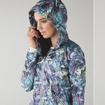 Lululemon moss misty jacket II size 2 Photo 1