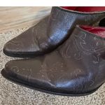 Women's Donald Pliner Western Mules 7.5 Embossed Slip On Shoes Brown Photo 3