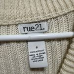 Rue 21 Sweater Vest Crop Photo 2