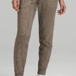 Lululemon Warm Down Jogger Sweatpants Thread Dye Gray Rover Size 6 Photo 0