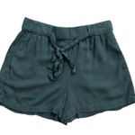 Pull & Bear  Women Size Medium Blue Shorts (33-491) Photo 0