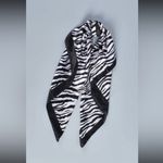 Zebra Striped Print Bandana Women Scarf Bandana, Hair Band, Head Band NWOT Black Photo 1