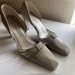 Apostrophe vintage leather upper pointed - toe pumps heels 7 U.S size tan Photo 0