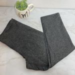 Old Navy  gray active go-dry fleece capris Photo 3
